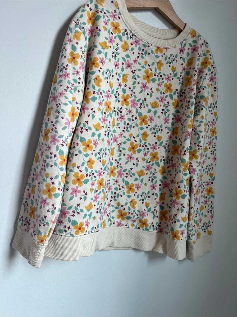 Cat & Jack | Kids Cream Floral Crewneck Sweatshirt Yellow & Pink Flowers Size L
